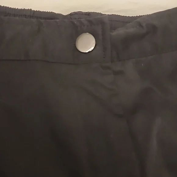 Halara Size Large Black Joggers With Cargo Pockets - Picture 8 of 10